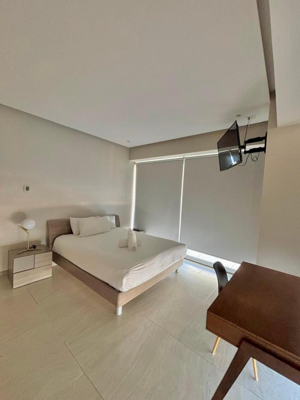 Park Life Guadalajara Aparthotel Eksteriør bilde
