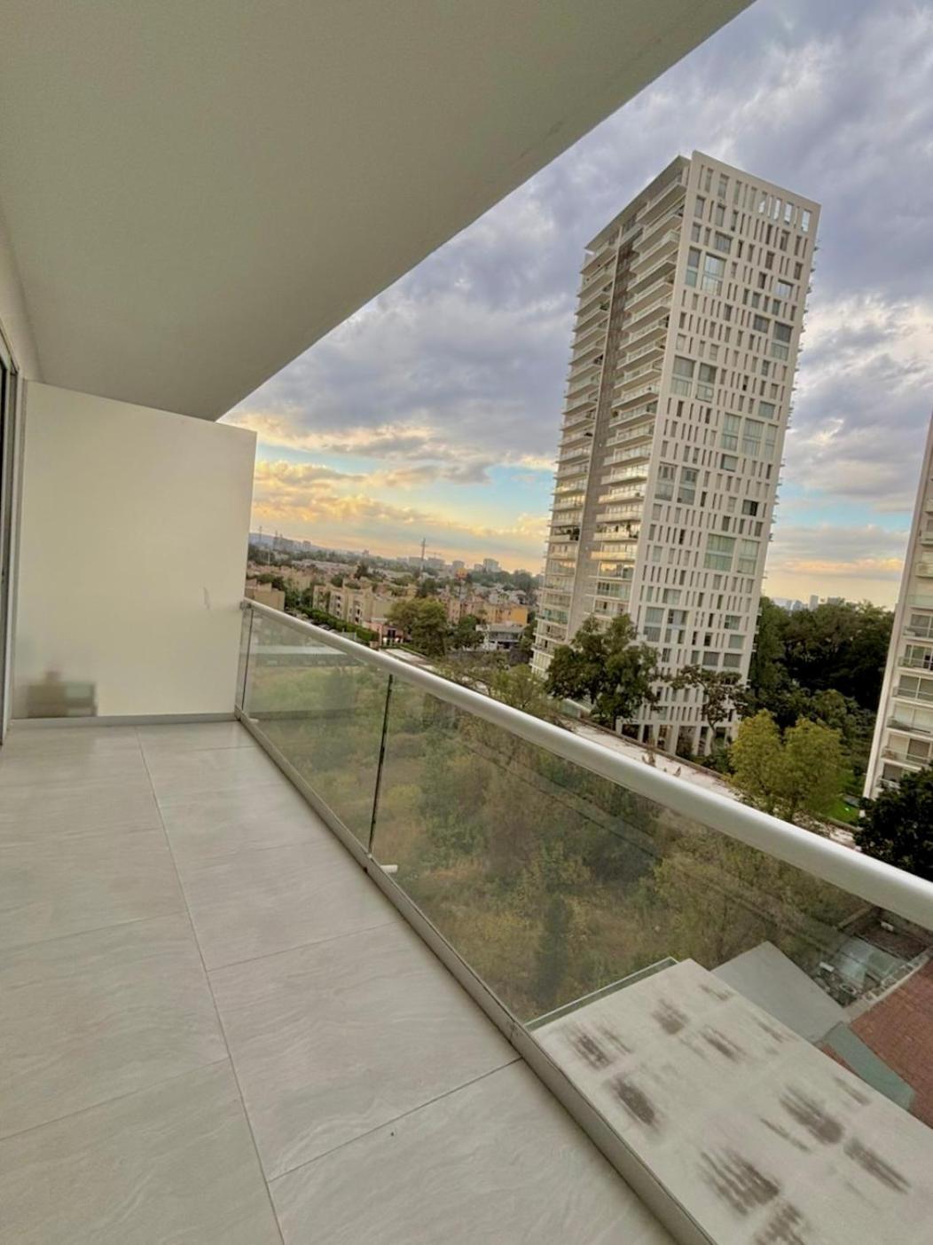 Park Life Guadalajara Aparthotel Eksteriør bilde